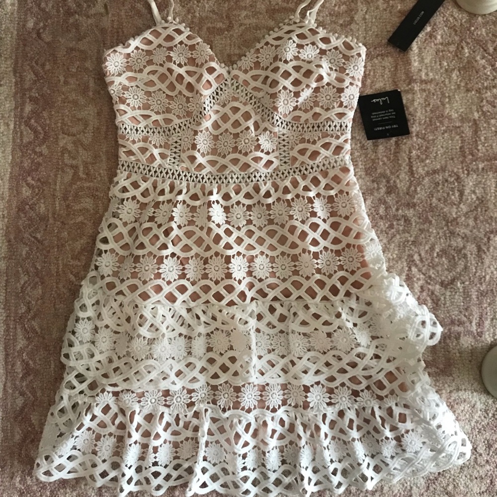 Never Worn Lulus Dress!!